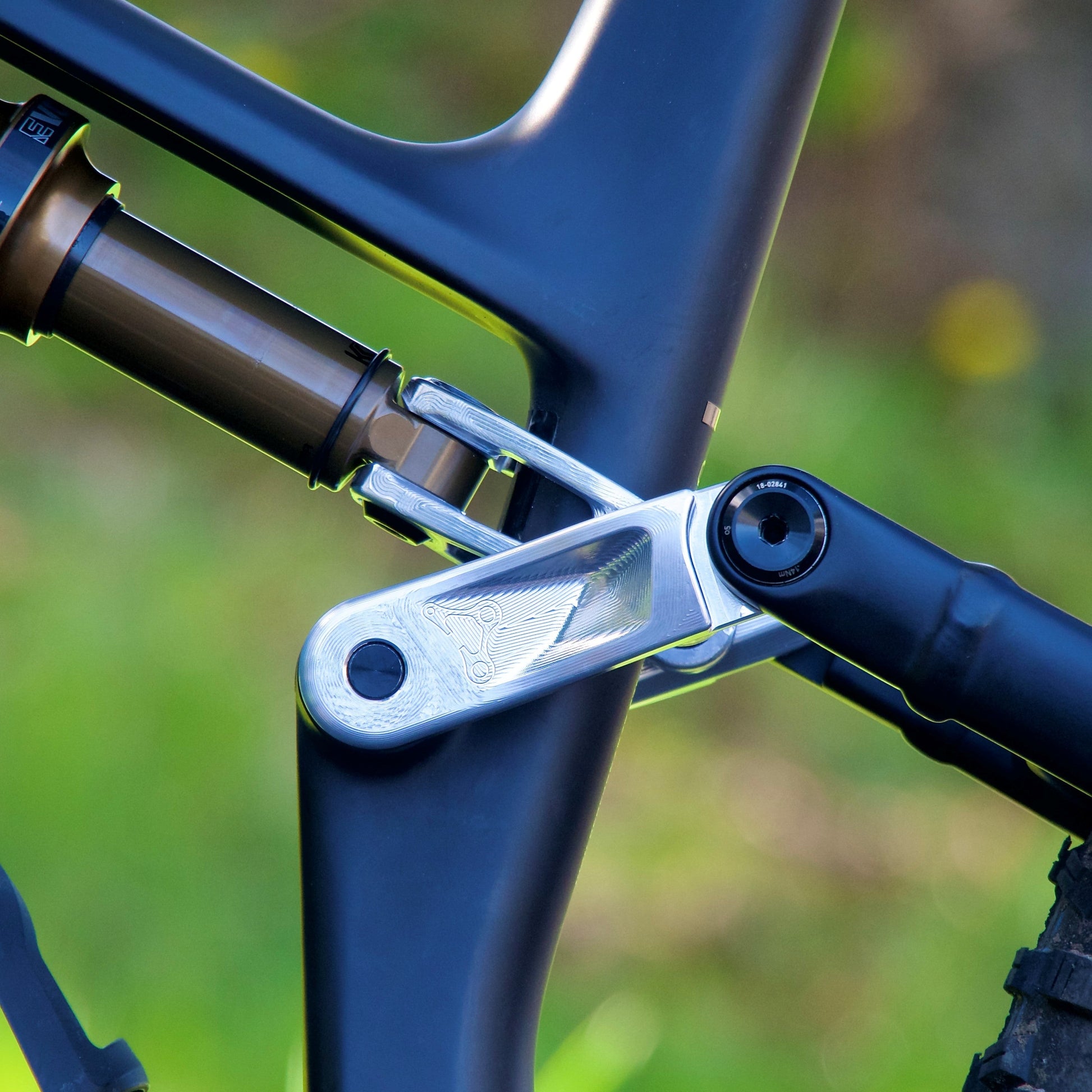 Cube Stereo Hybrid One44 HPC Link